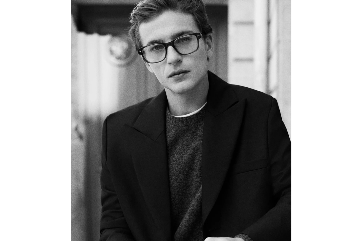 Rousseau / Black