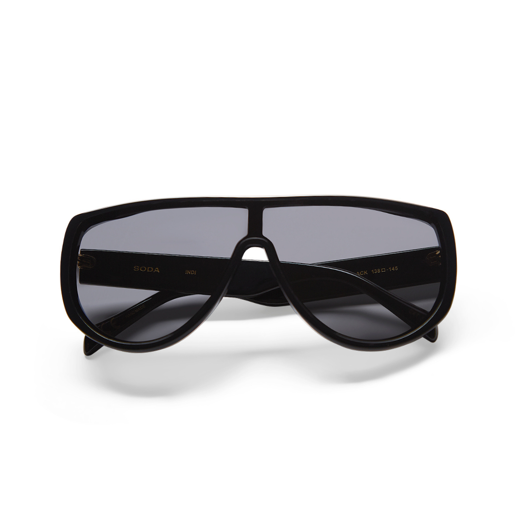 Indi Black / Grey lens
