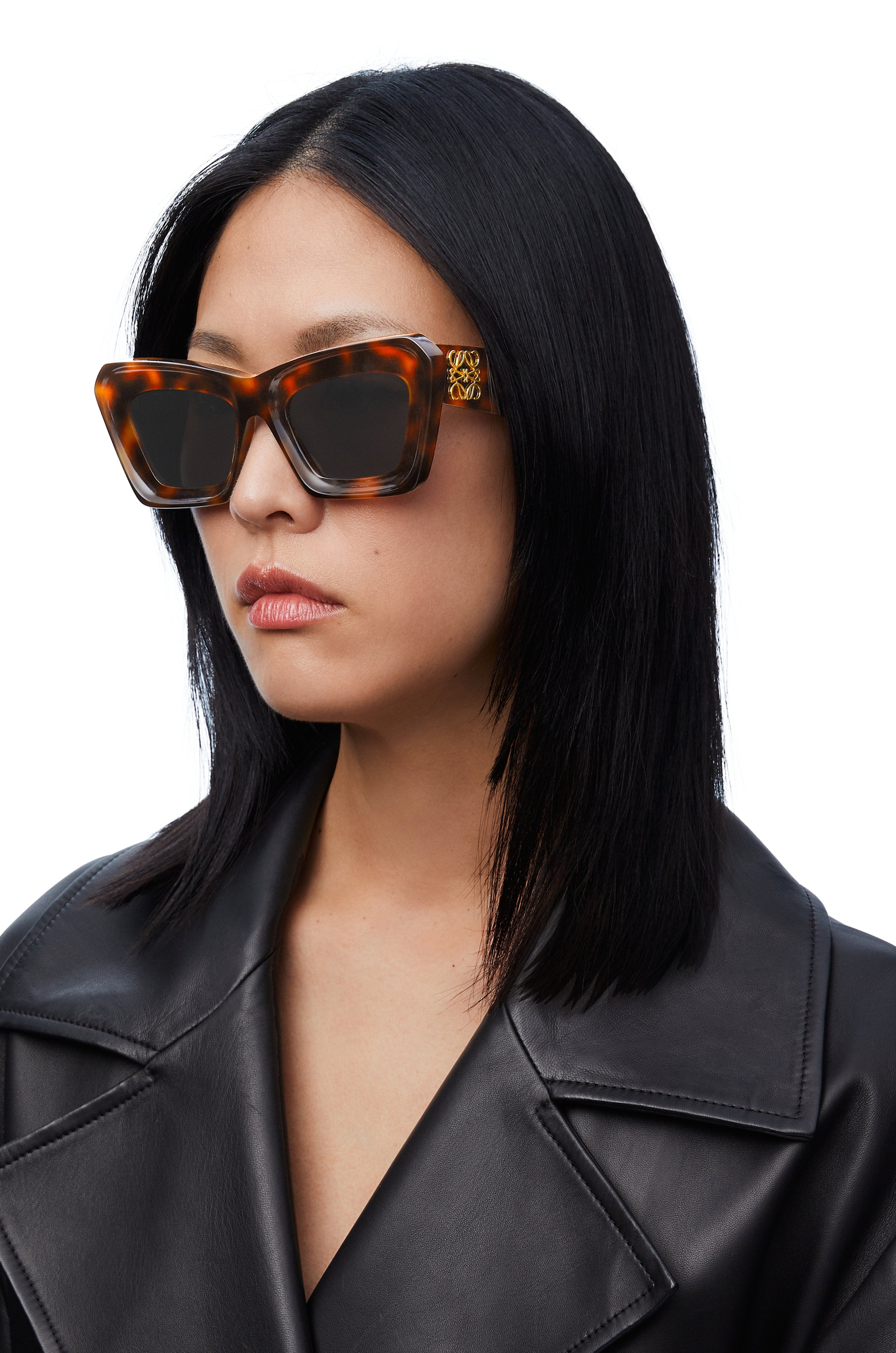 NEW LOEWE SUNGLASSES WOMEN CAT EYE PINK EYEWEAR LOEWE LW40145I 72E Loewe Anagram LW40145I 96E Sunglasses - US main image 2