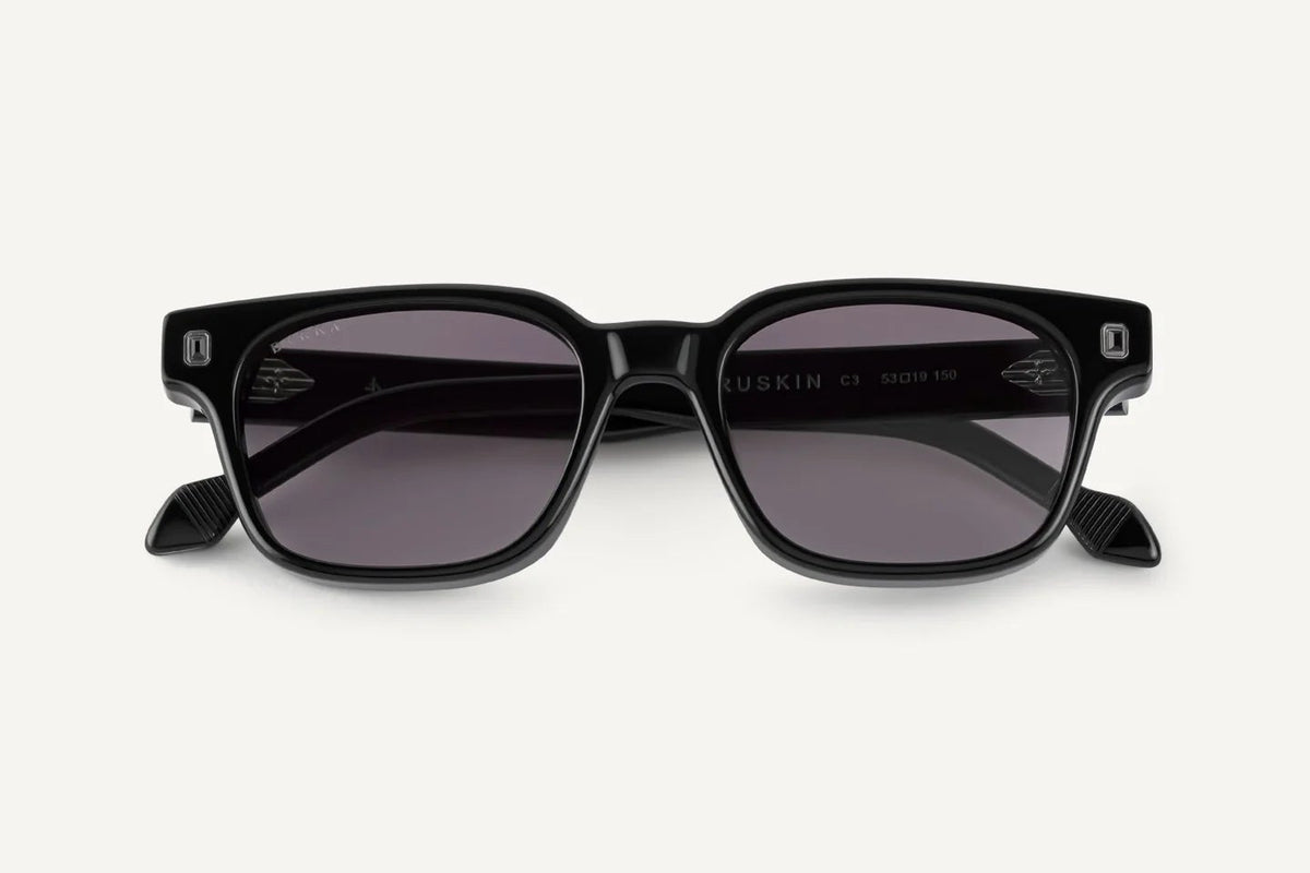 Ruskin / Onyx Stone